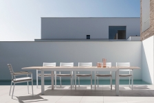    & Pollywood / 9 2.20/3.40m Belmar White 