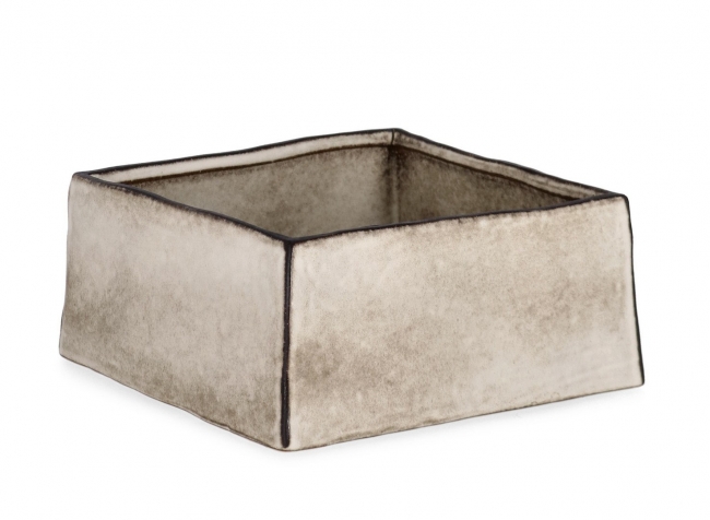  �������� ���� "Nikos" ����� 23,5x23,5x10,5cm ��� ��� ������� Epilegin. 