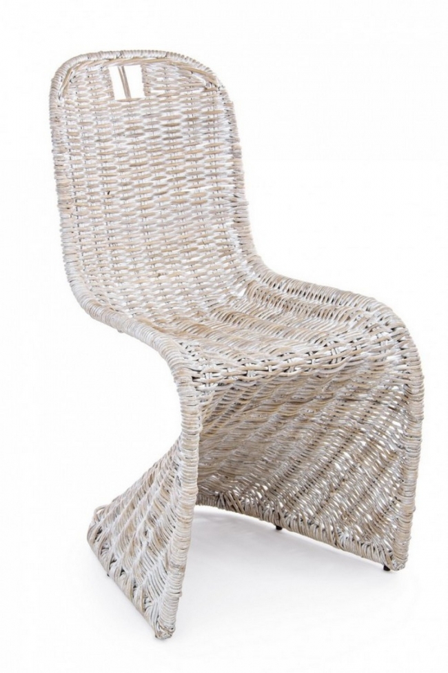  Zacarias New White Chair από την εταιρία Epilegin. 