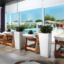  Lyxo Design Genesis Square Cache Pot  31x25x70cm    Epilegin.