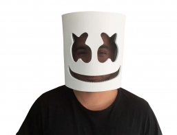 Αποκριάτικη Μάσκα Fortnite Marshmello από την εταιρία Epilegin. Αποκριάτικη Μάσκα Fortnite Marshmello από την εταιρία Epilegin.