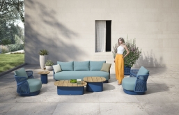 Σαλόνι Higold 6pcs Teak & Rope Aio Blue από την εταιρία Epilegin. Σαλόνι Higold 6pcs Teak & Rope Aio Blue από την εταιρία Epilegin.