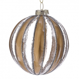 Χριστουγεννιάτικη γυάλινη μπάλα διάφανη με χρυσές ρίγες 8εκ από την εταιρία Epilegin. Χριστουγεννιάτικη γυάλινη μπάλα διάφανη με χρυσές ρίγες 8εκ από την εταιρία Epilegin.