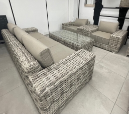 Σαλόνι Rattan 4pcs Rocabella Light Grey από την εταιρία Epilegin. Σαλόνι Rattan 4pcs Rocabella Light Grey από την εταιρία Epilegin.