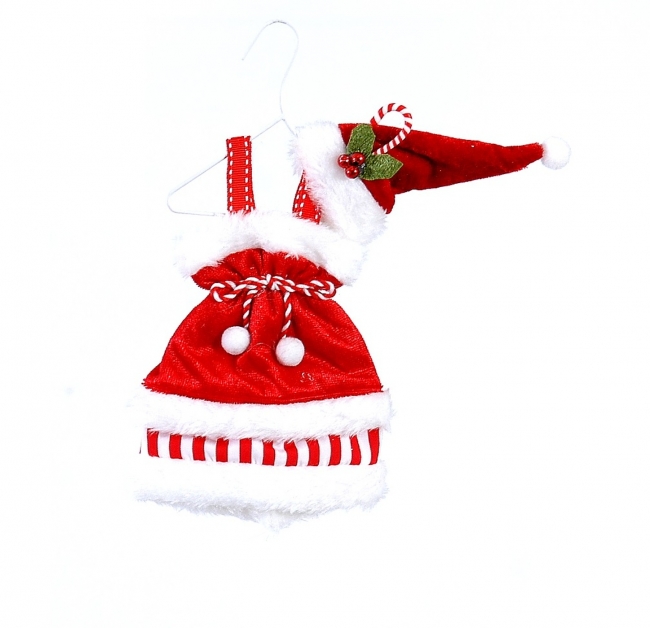  ����������������� ������� "Mrs Santa`s Clothes" �������-����� 25�� ��� ��� ������� Epilegin. 