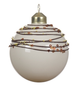 Χριστουγεννιάτικη γυάλινη μπάλα wool white 8εκ από την εταιρία Epilegin. Χριστουγεννιάτικη γυάλινη μπάλα wool white 8εκ από την εταιρία Epilegin.