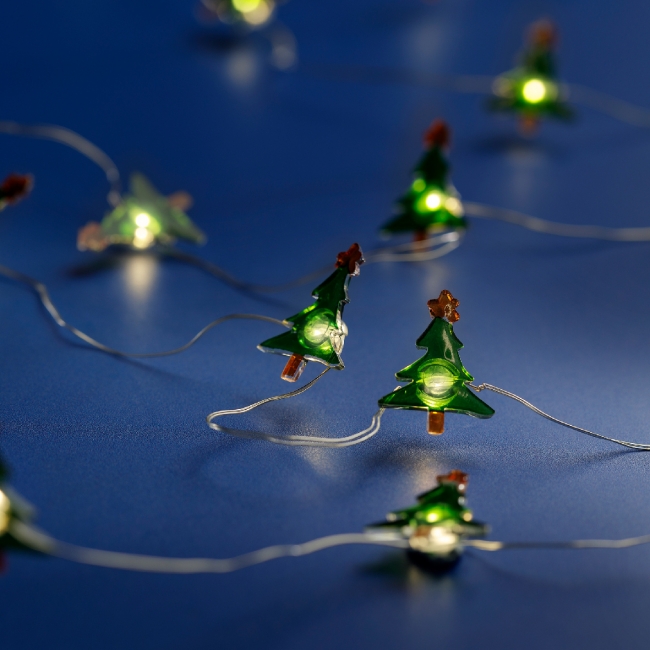  Χριστουγεννιάτικη γιρλάντα micro led δέντράκι 190εκ από την εταιρία Epilegin. 