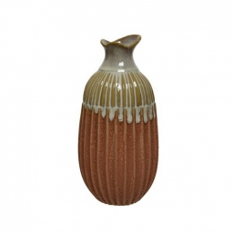 Βάζο πορσελάνης Terra Brown 12Χ12Χ24cm από την εταιρία Epilegin. Βάζο πορσελάνης Terra Brown 12Χ12Χ24cm από την εταιρία Epilegin.