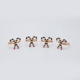 Set 4pcs Χριστουγεννιάτικα Δαχτυλίδια Πετσέτας Candy Cane Πολύχρωμα 3.2x3.5x4.5cm από την εταιρία Epilegin. Set 4pcs Χριστουγεννιάτικα Δαχτυλίδια Πετσέτας Candy Cane Πολύχρωμα 3.2x3.5x4.5cm από την εταιρία Epilegin.