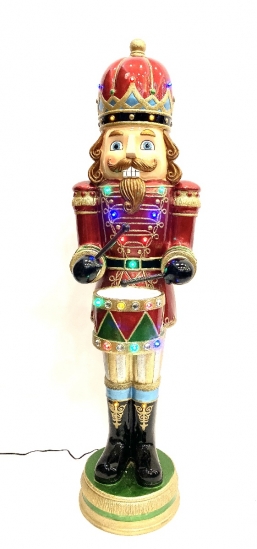 Χριστουγεννιάτικος επιδαπέδιος Καρυοθραύστης με LED φως 1.55μ από την εταιρία Epilegin. Χριστουγεννιάτικος επιδαπέδιος Καρυοθραύστης με LED φως 1.55μ από την εταιρία Epilegin.