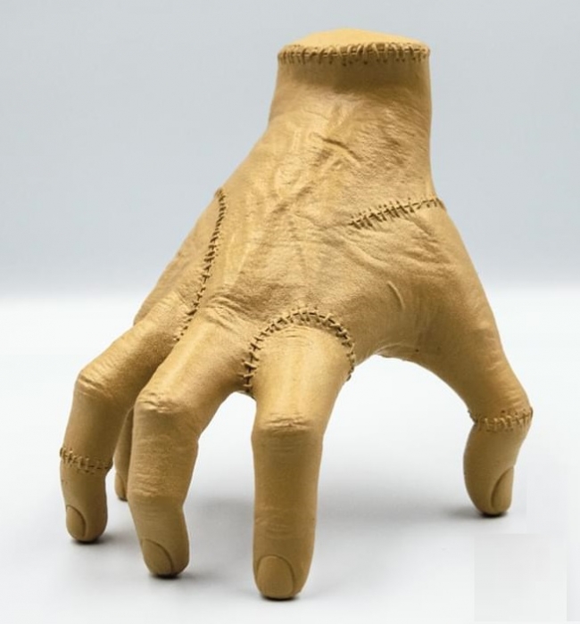      Addams "The Thing"    Epilegin. 