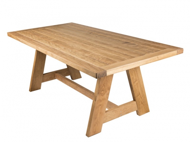  Τραπέζι Οξυά Ivar 200X90cm από την εταιρία Epilegin. 