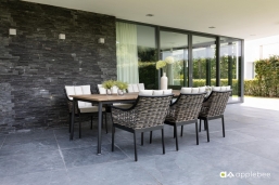 Τραπεζαρία Applebee 7pcs Αλουμίνιο & Teak Milou Black 1.80m από την εταιρία Epilegin. Τραπεζαρία Applebee 7pcs Αλουμίνιο & Teak Milou Black 1.80m από την εταιρία Epilegin.